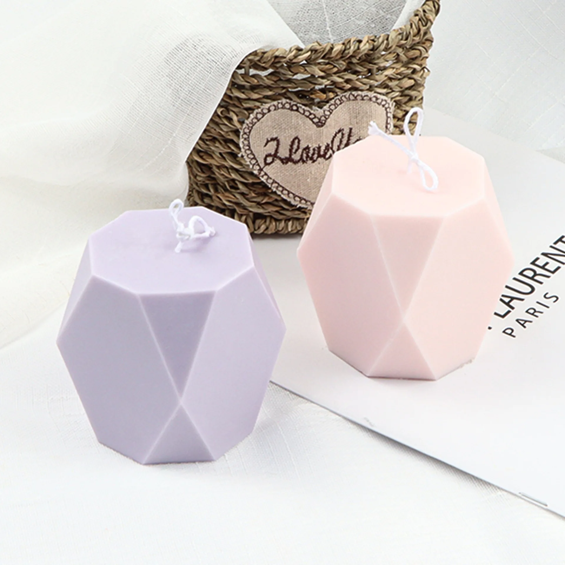 

D0178 Octagonal column scented candle mold DIY cross-border new candle mold cutting surface cube silicone candle mold
