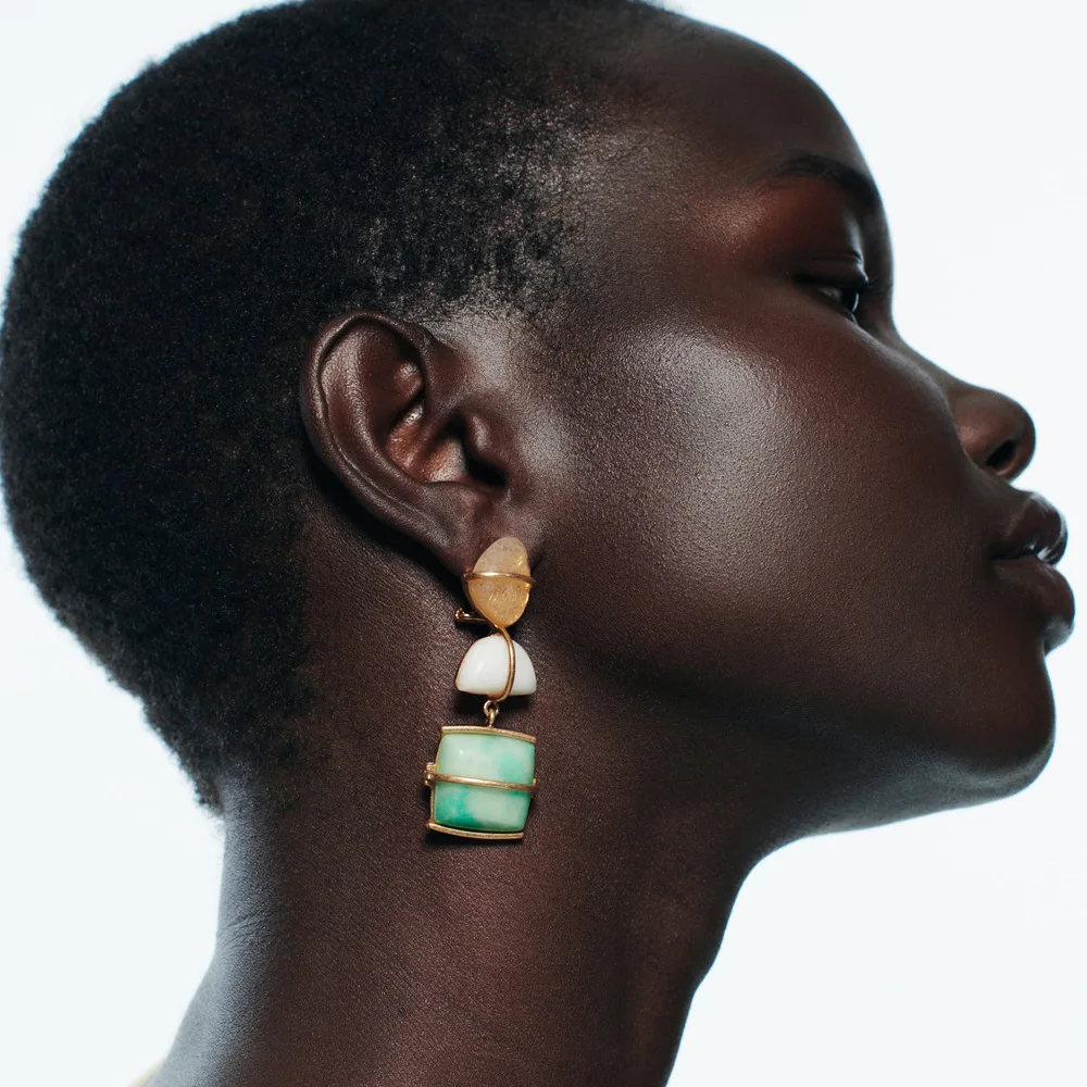 

2022 Za Set Stones Metal Drop Earrings for Women Exaggerated Irregular Rhinestone Acrylic Pendant Hanging Earrings Brand Jewelry