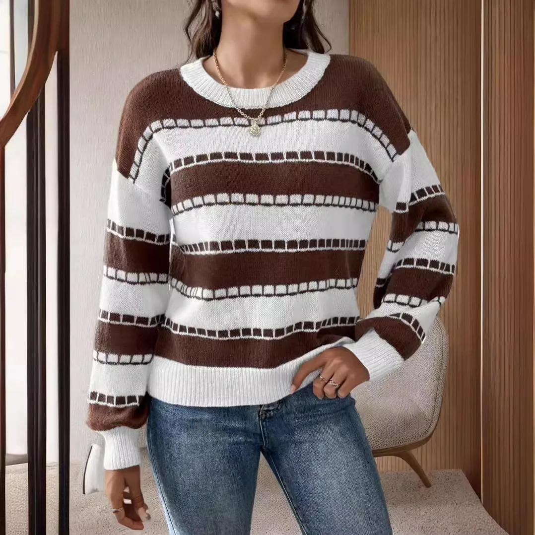 Клетчатый полосатый контрастный вязаный пуловер с круглым вырезом и длинными