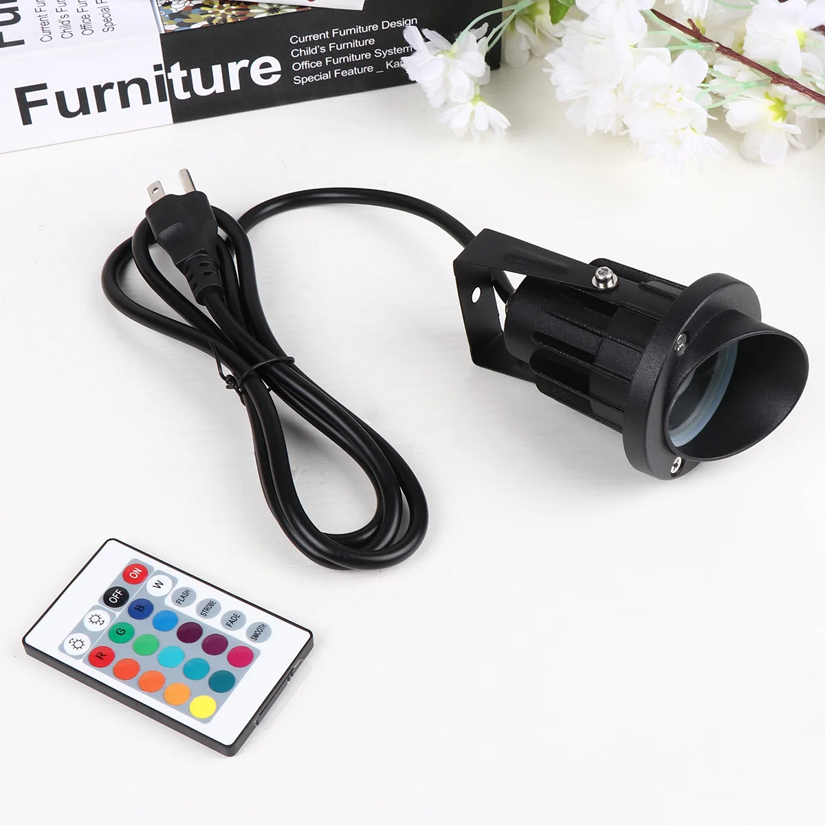 Рисунок 5 - Практичная лампа для газона