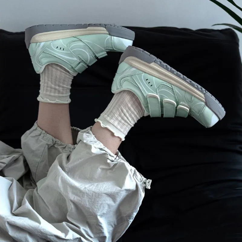 Туфли женские на плоской подошве немецкая тренировочная обувь липучке