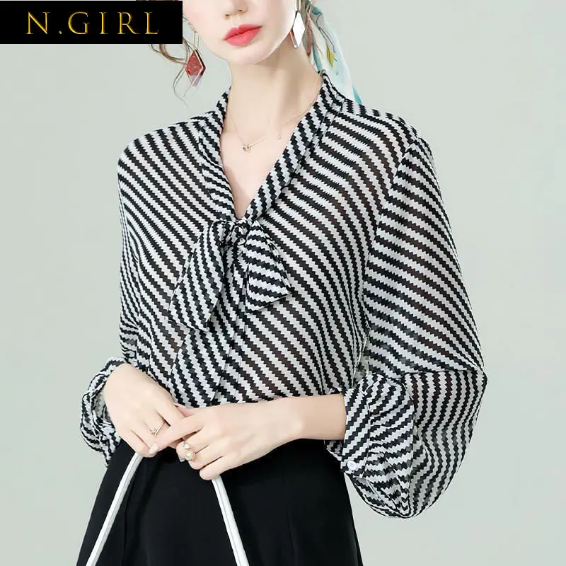 

A GIRLS Fashion Striped V-Neck Bow Lantern Sleeve Chiffon Shirt Women's 2022 Spring New Casual Loose Oversized Pullovers