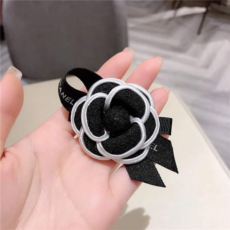 

Camellia Bow Tie Brooch for Women's Girl Suit White Shirt Collar Flower British Korean College Style Fashion Ribbon Bowtie Clips