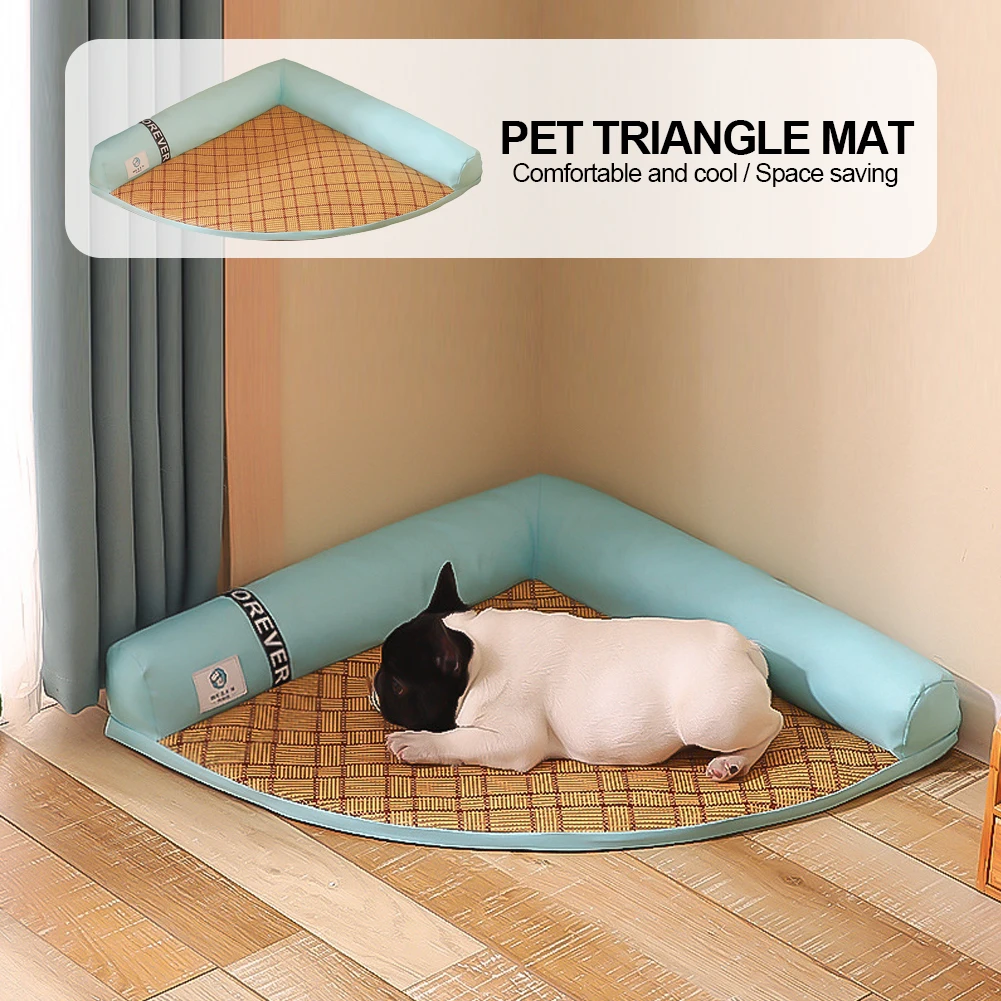 

Охлаждающий коврик для собак, подстилка для домашних животных, треугольная, дышащая, для кошек, диванов, летняя, моющаяся, принадлежности дл...