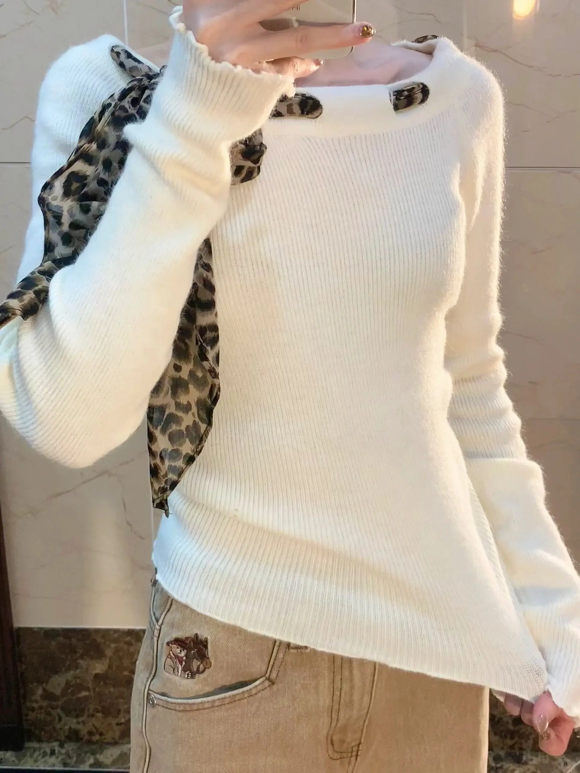 Корейская серия мягкий клейкий леопардовый принт косой воротник свитер с