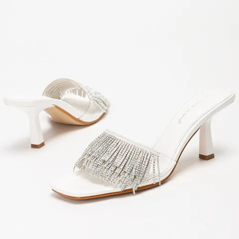 Женские тапочки на каблуке с кисточками и стразами, ПВХ, 2026, новые элегантные сандалии с открытым носком, женские сексуальные дизайнерские женские шлепанцы на высоком каблуке