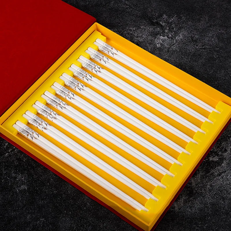 

New 10 Pairs Gold Rose Flora Ceramic Chopsticks Chinese Porcelain Household Kitchen Tableware Bone China Chopsticks Set Gift Box