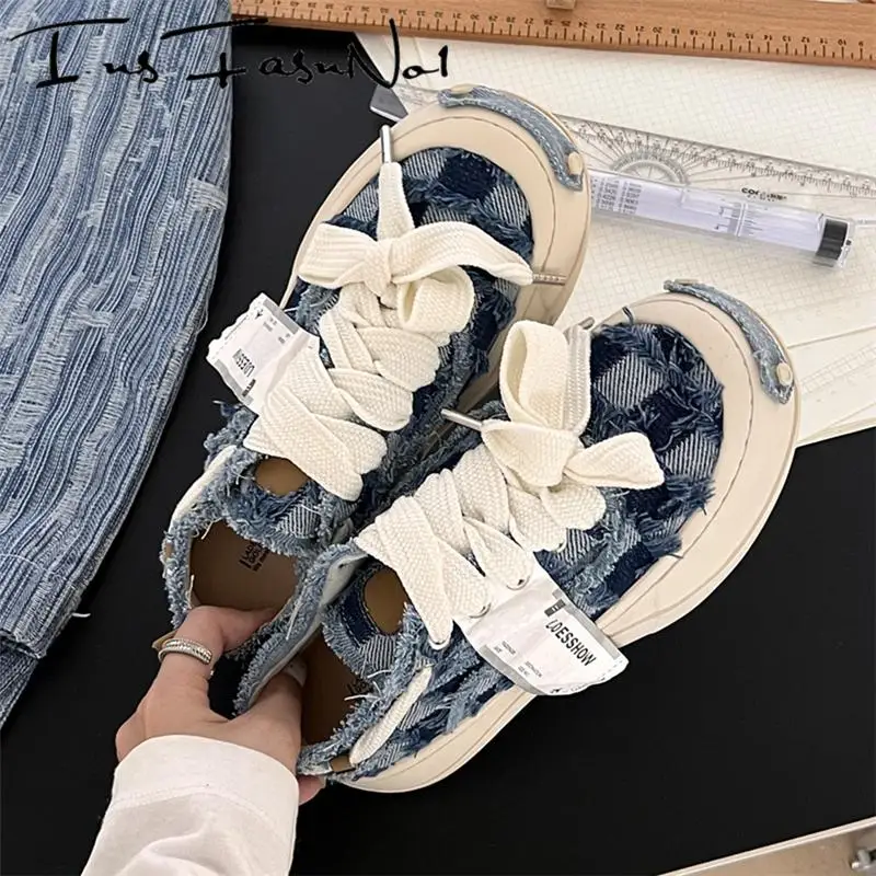 Модные повседневные женские кроссовки на высокой платформе массивном каблуке