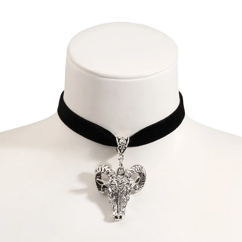 Ожерелье в виде головы овцы в стиле панк-рок