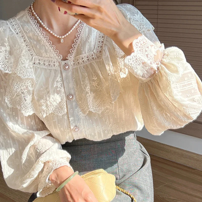 

Vintage French Women Shirts Lace Lolita Elegant Long Sleeve Flounce Blouse High Quality Office Lady New Fashion Chic Female Z291