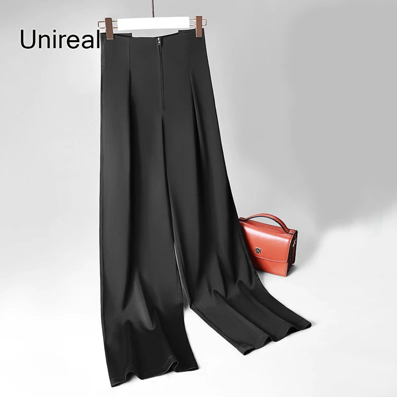 

Брюки женские атласные с завышенной талией, на молнии