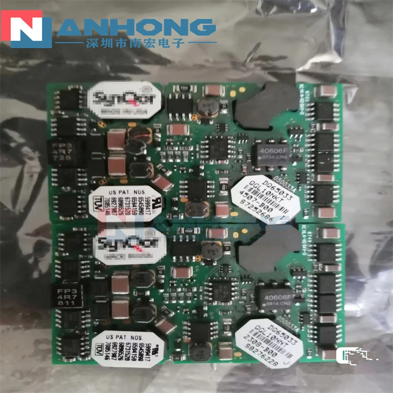 

DQ65033QGL10NKT DQ65033QGL10NNT DC-DC Power-Module New