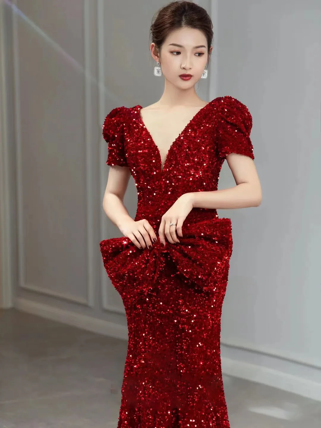 Женское длинное вечернее платье-русалка Бордовое платье с блестками и открытой