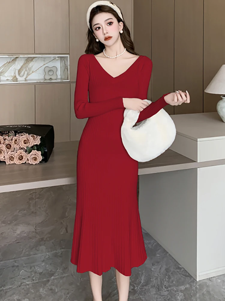 

2023 Red Knitted V-Neck Gala Dresses Woman Korean Elegant Long Sleeve Ruflfed Long Dress Autumn Fashion Bodycon Sweater Dresses