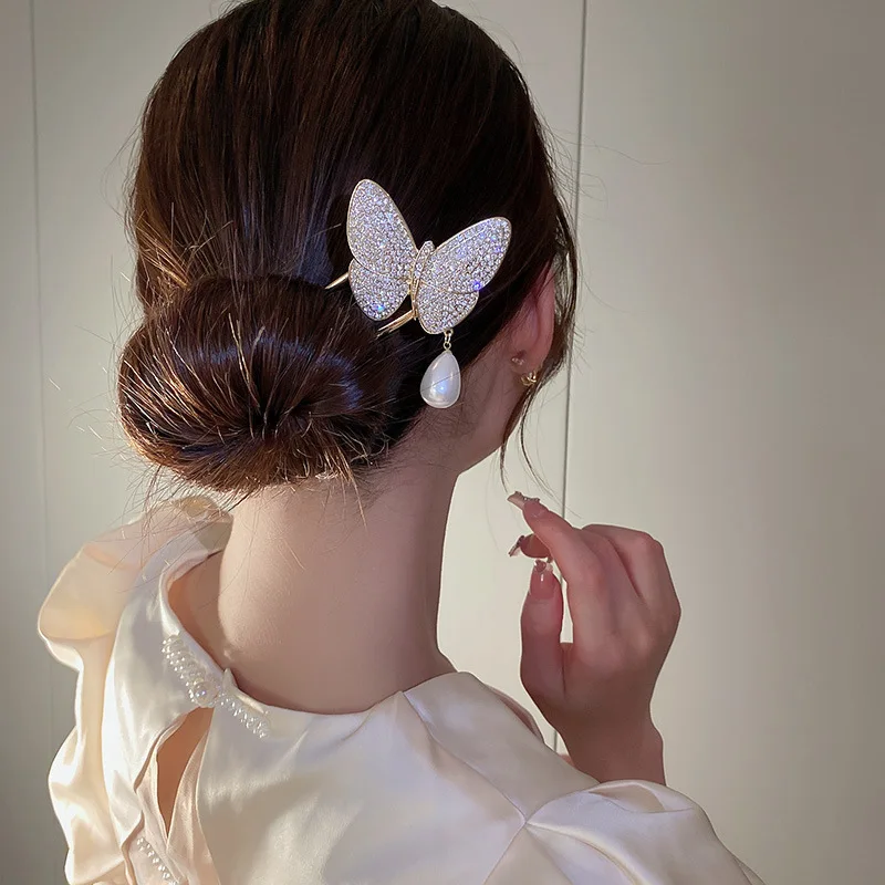 

Luxury Crystal Full Rhinestones Butterfly Hair Clips for Women Pearl Pendant Metal Hair Sticks Hairpin Headwear Accessories