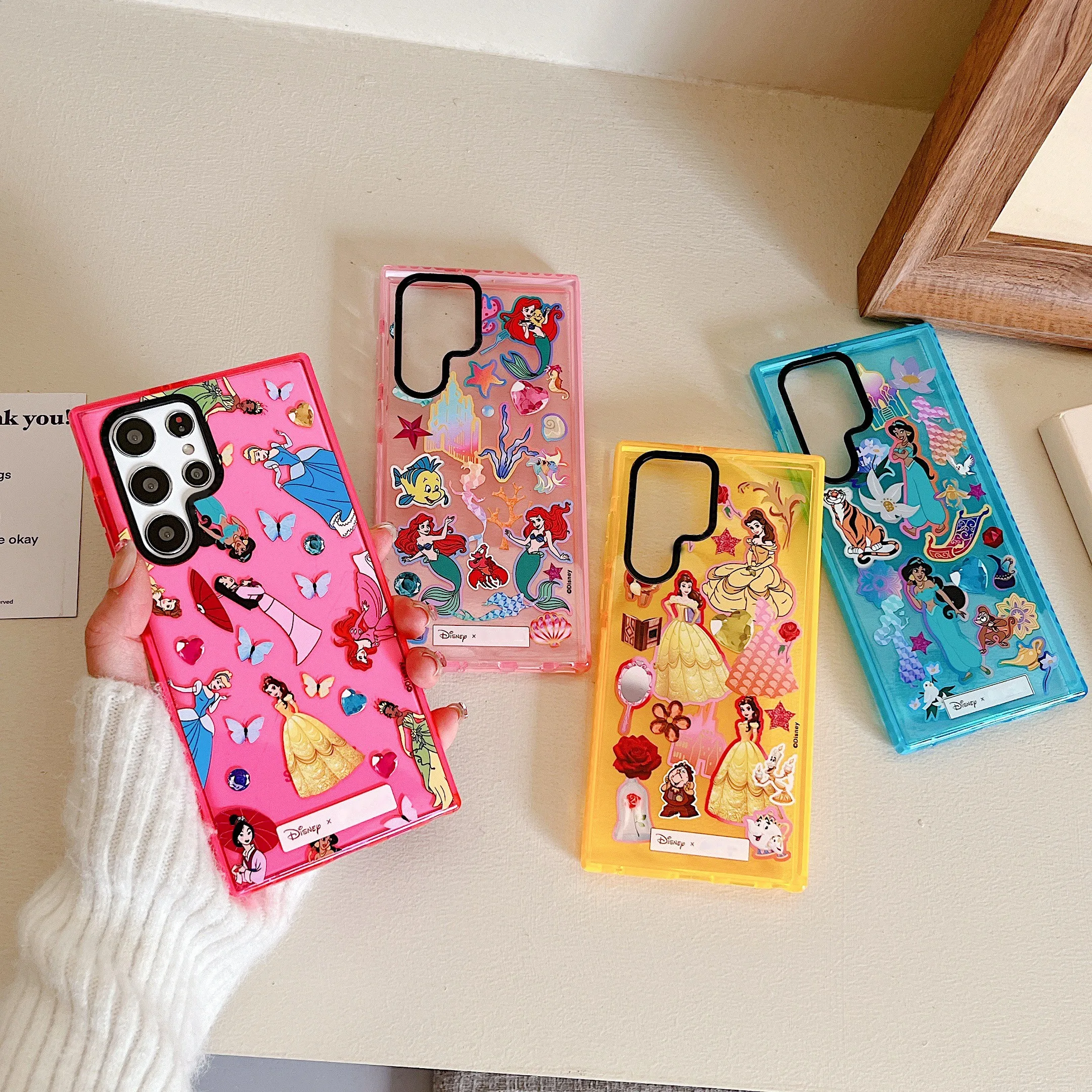 Купи Cartoon Disney Princess Liquid Toys Phone Case For Samsung Galaxy S22 S22 Plus S22Ultra Lady Girl Shockproof Soft Shell Fundas за 170 рублей в магазине AliExpress