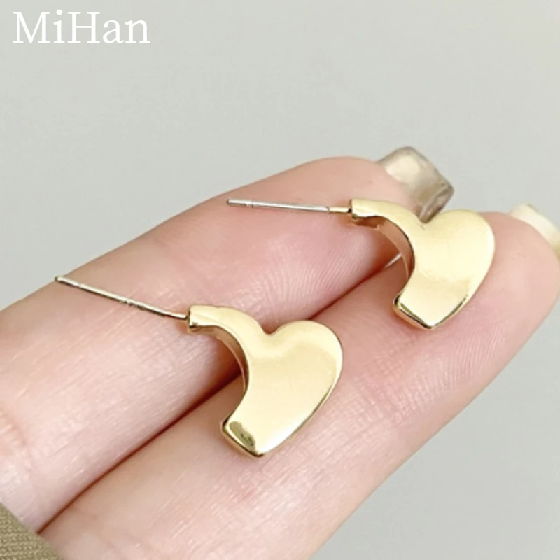 

Fashion Jewelry 925 Silver Needle Sweet Korean Temperament Heart Earrings For Women Female Gifts Simply Design Ear Accessories