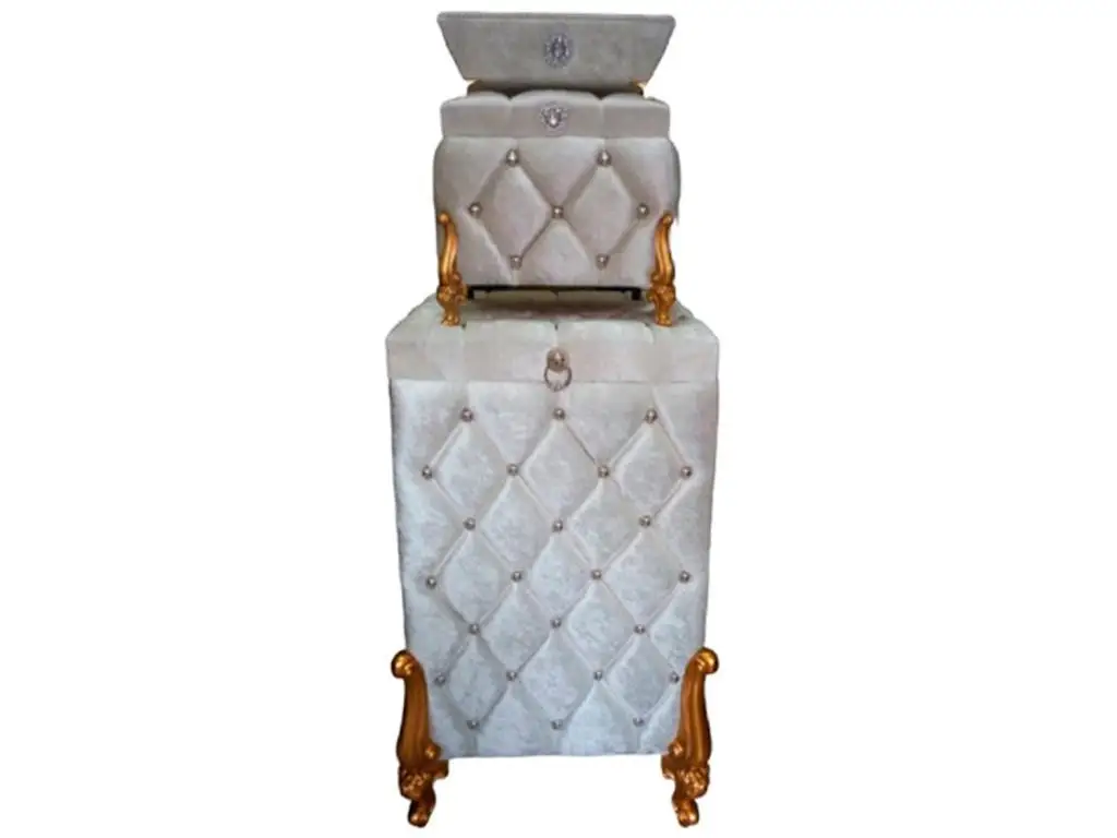 

Dowries Quilted Agnessa With Pearls 3 Pcs Dirty Basket Team Cream
