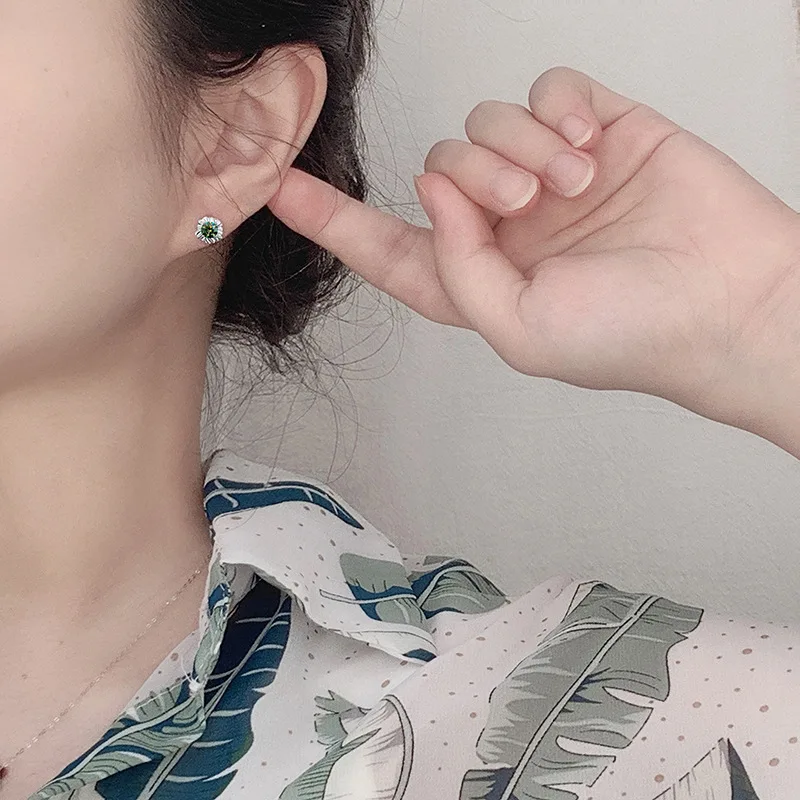 Женские серьги из серебра 0 5 пробы с муассанитом