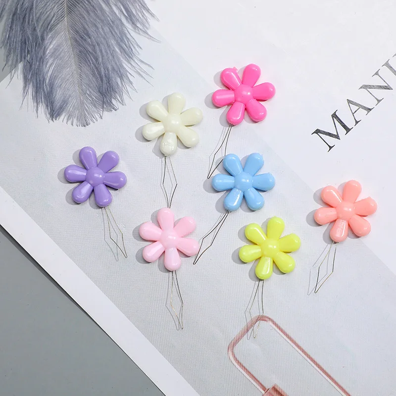 

10Pcs/Lot Random Color Flower Needle Threader Bevice Elderly Easy Sewing Device Sew Guide Tool DIY Garment Needlework Accessory