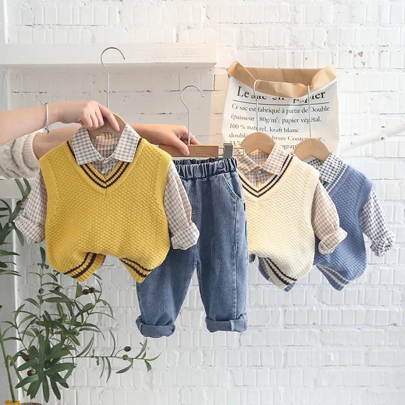 

2022 Korea Children's Clothing Three-piece Boys Small Plaid Sweater Shirts Children's Suits Kids Clothes Boys