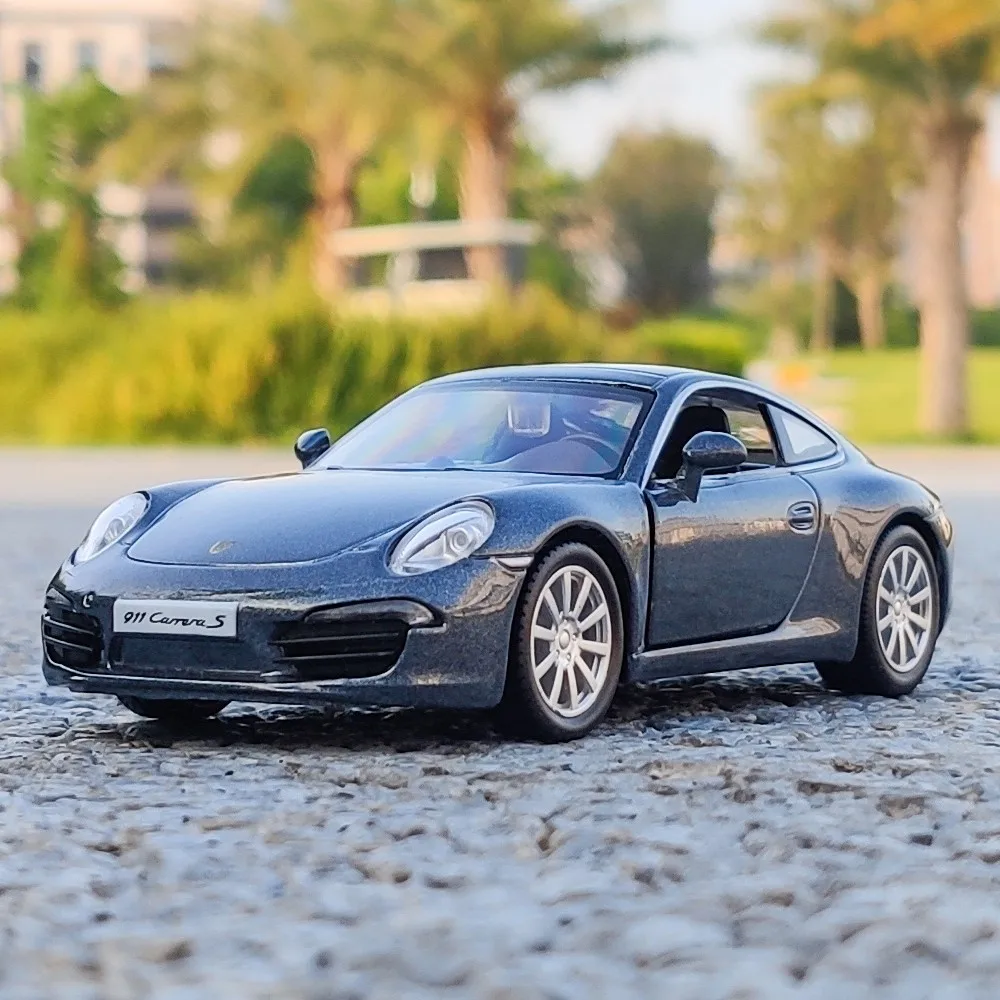 

Масштаб 1:32, Масштаб 911, 918 Cayenne Panameras, модель светящегося автомобиля из сплава, Литые металлические игрушечные автомобили для детей, гоночные модели, реплики, декоративные подарки