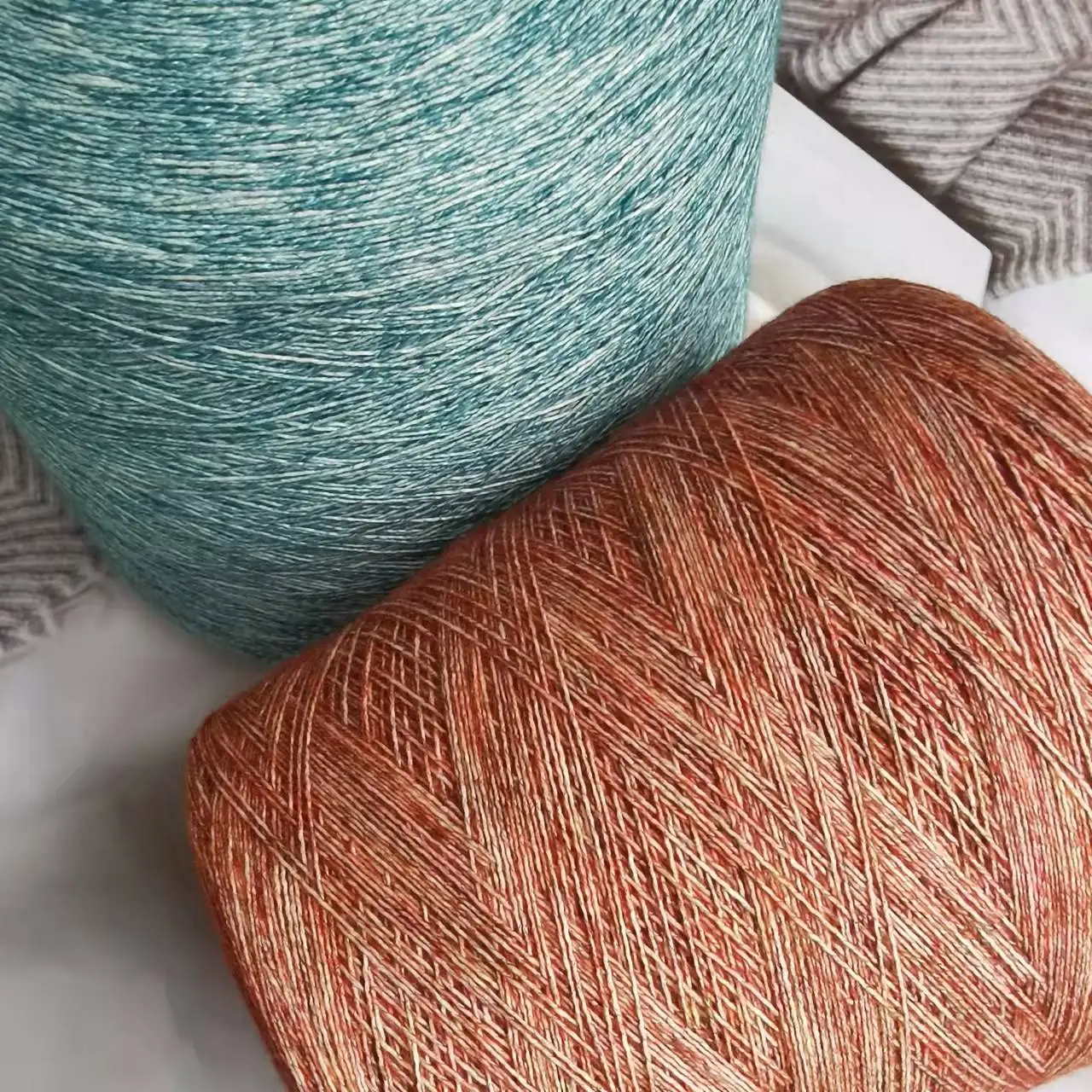 

500g 74% Cotton Yarn For Knitting High quality 1mm Hand knitting Yarn Crochet threads Knit sweater shawl yarn Acrylic yarn ZL59
