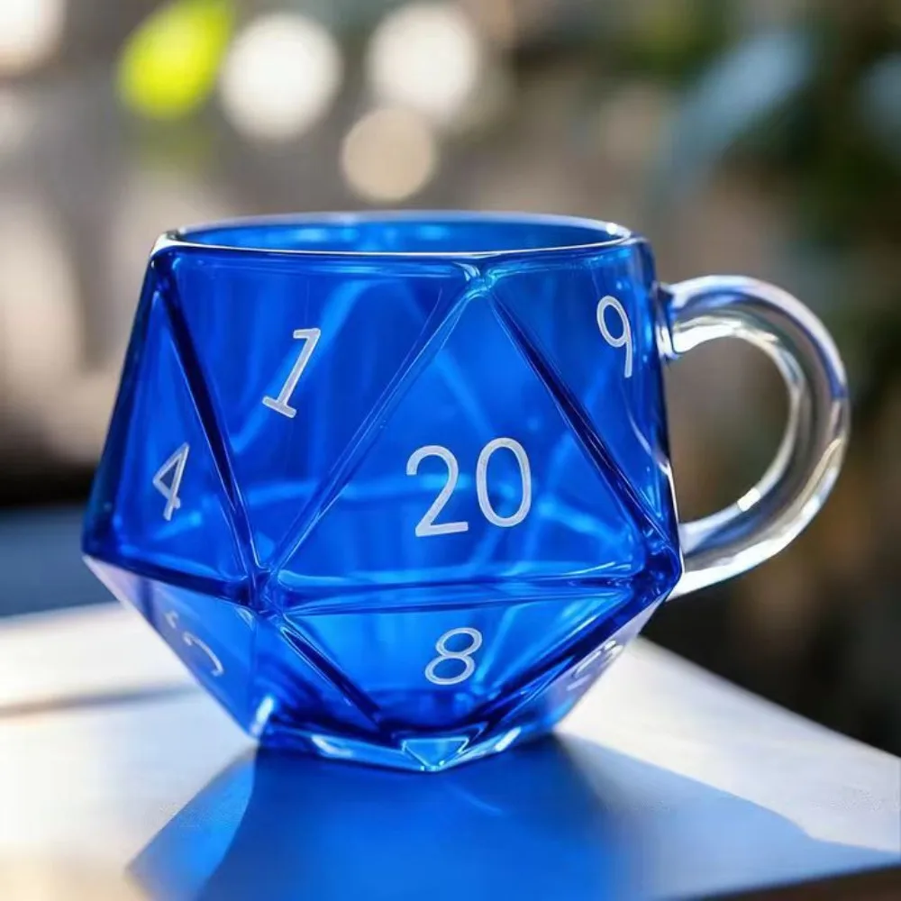 Фото Прозрачная стеклянная кружка Rainbow D20 с ручкой, многогранные кости в стиле фэнтези, кофейная чашка, игровая кружка для любителей ролевых игр №1