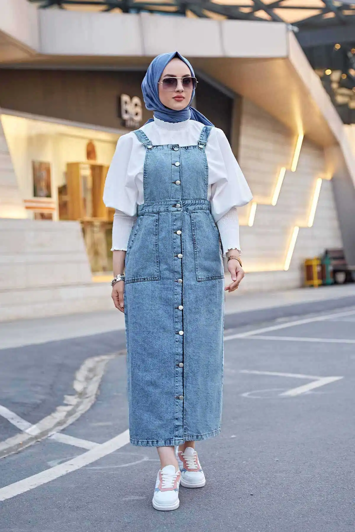 Джинсы-комбинезон MD от Snow Wash