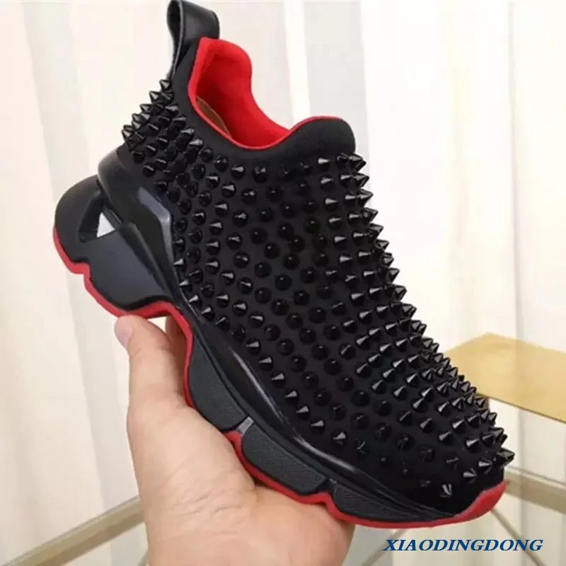 

Plus Size Women Sneakers New Superstar slip-on Rivet Platform Sneakers Woman seasons sports shoes Comfortable Tennis shoes