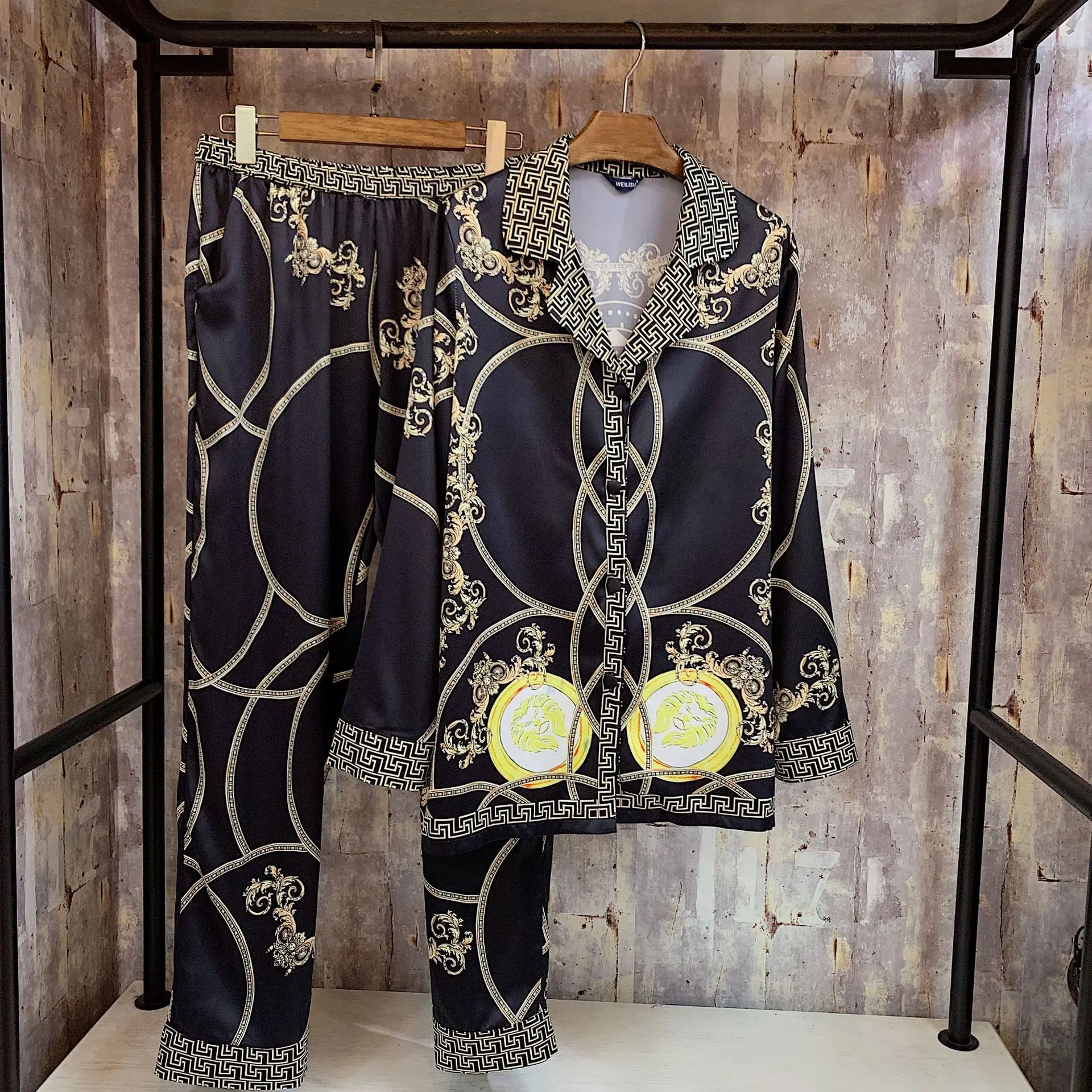 

Новый модный итальянский стиль с принтом, Дизайнерские комплекты для мужчин и женщин, для пар, весенняя и осенняя домашняя одежда