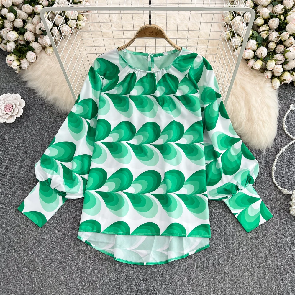 

SuperAen 2022 Spring O Neck Geometric Pattern Print Lantern Sleeve Loose Pullover Shirts Casual Womens Tops