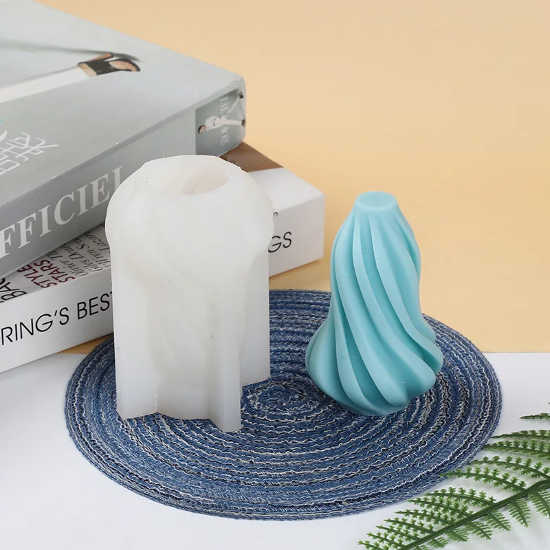 

Twisted Gourd Silicone Candle Mold for DIY Aromatherapy Candle Plaster Ornaments Soap Epoxy Resin Mould Handicrafts Making Tool