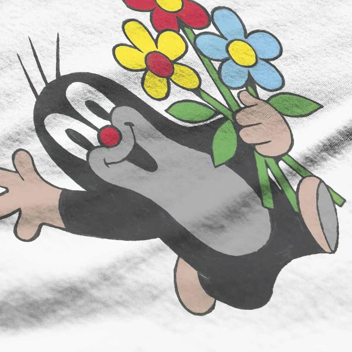 Фото Женская футболка с круглым вырезом и надписью «Happy Flower» №3