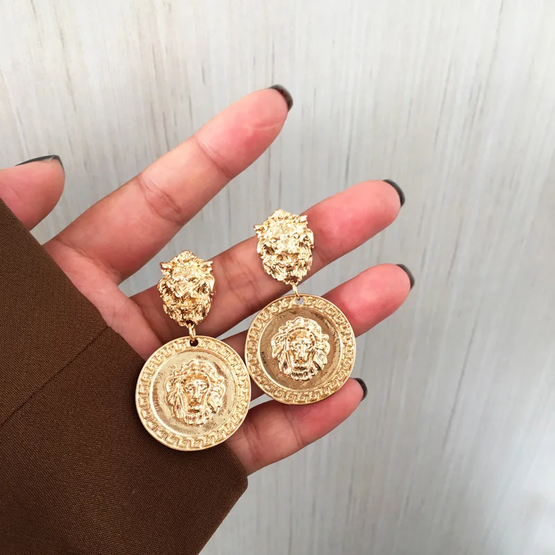 

Vintage Punk Exaggerated Gothic Lion Head Embossed Dangle Drop Earrings For Women Glamour Fashion Jewelry Trendy Clip Earrings