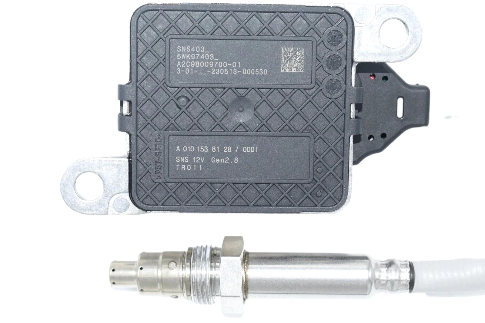 

5WK97403 Outlet Nox Sensor 12V For Mercedes-Benz Detroit Diesel