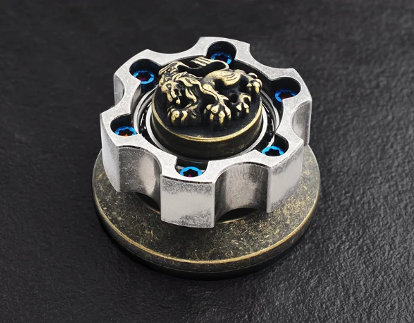 

New Brass Hand Twisting Spinning Top Gyro Gyroscope Bearing Spinner Toy EDC Decompression Toy