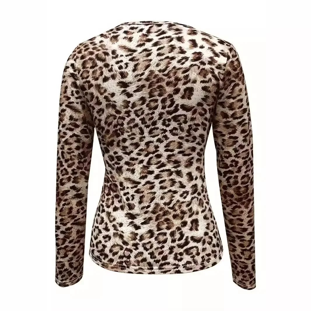 Сексуальная футболка с v-образным вырезом и леопардовым принтом длинными