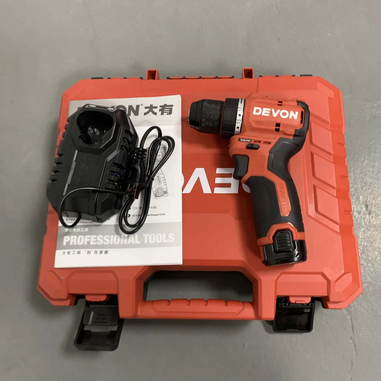 Электрическая отвертка DEVON 5208 12 В