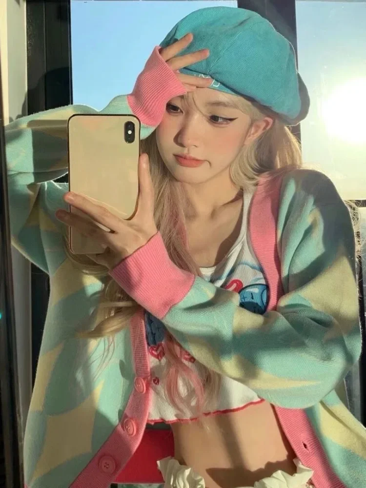 Рисунок 5 - Женский трикотажный кардиган с длинным рукавом