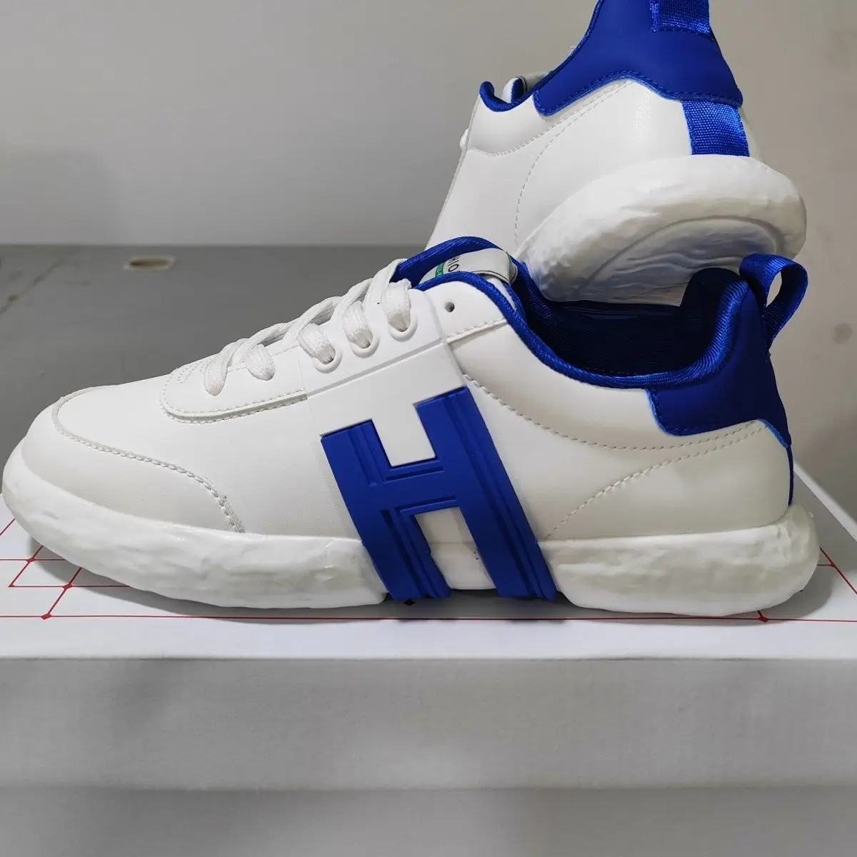 HOGAN New Tennis Sneakers for Men Comfortable Sports Shoes for Women Wear-Resisting Training Sneakers Low Top Running Trainers