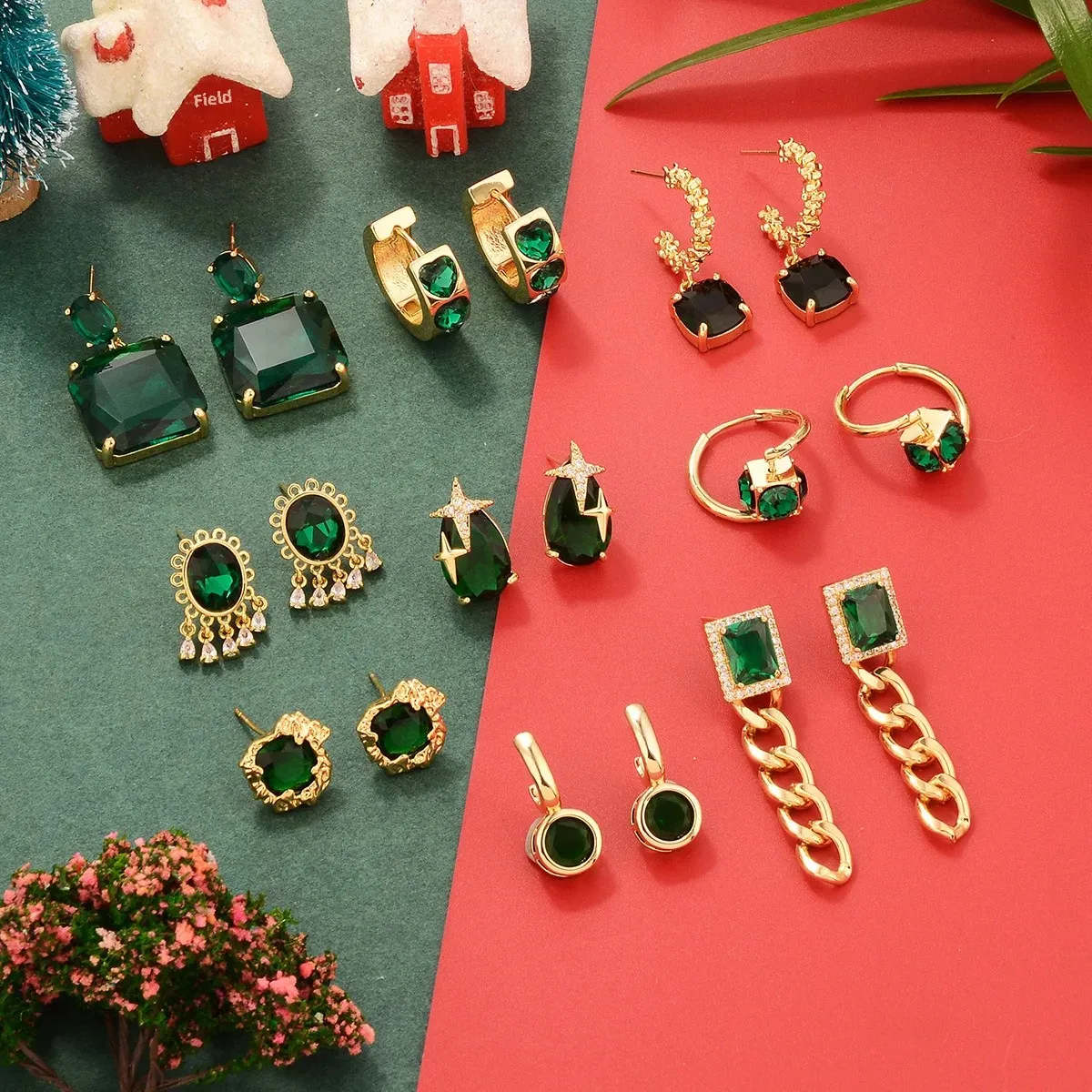 Винтажные элитные зеленые серьги в канун Рождества медные позолоченные с камнем