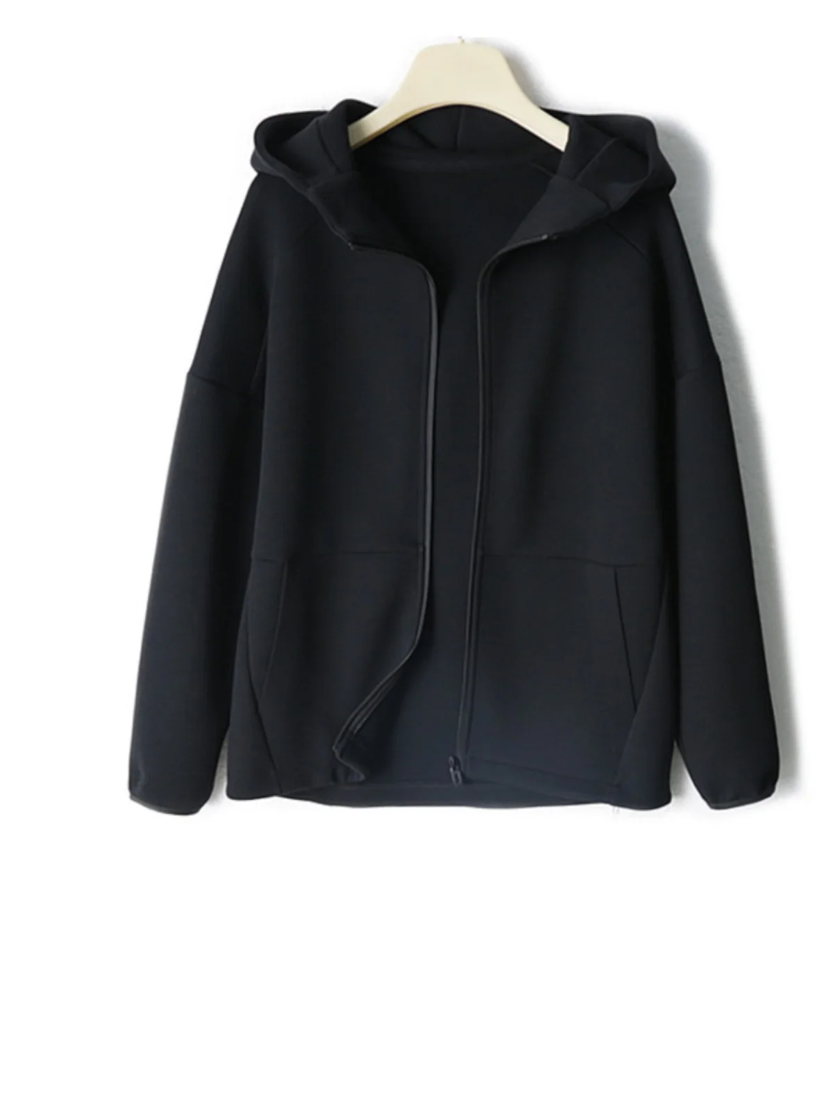 Casual Loose Version Long sleeve Hood Solid Black Short coat Zip-up Cardigan Spring and Autumn New Women's Hoodie Fashion |