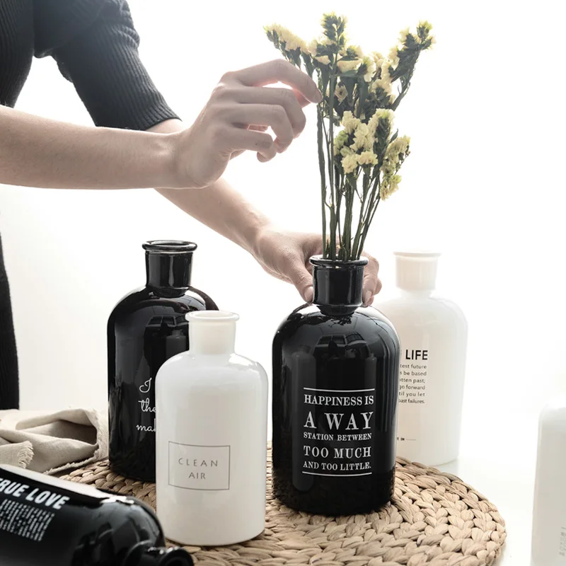

Minimalist Glass Storage Bottle Scandinavian Elegance Desk Storage Bottle Organizer Flower Aromatherapy Container Decor
