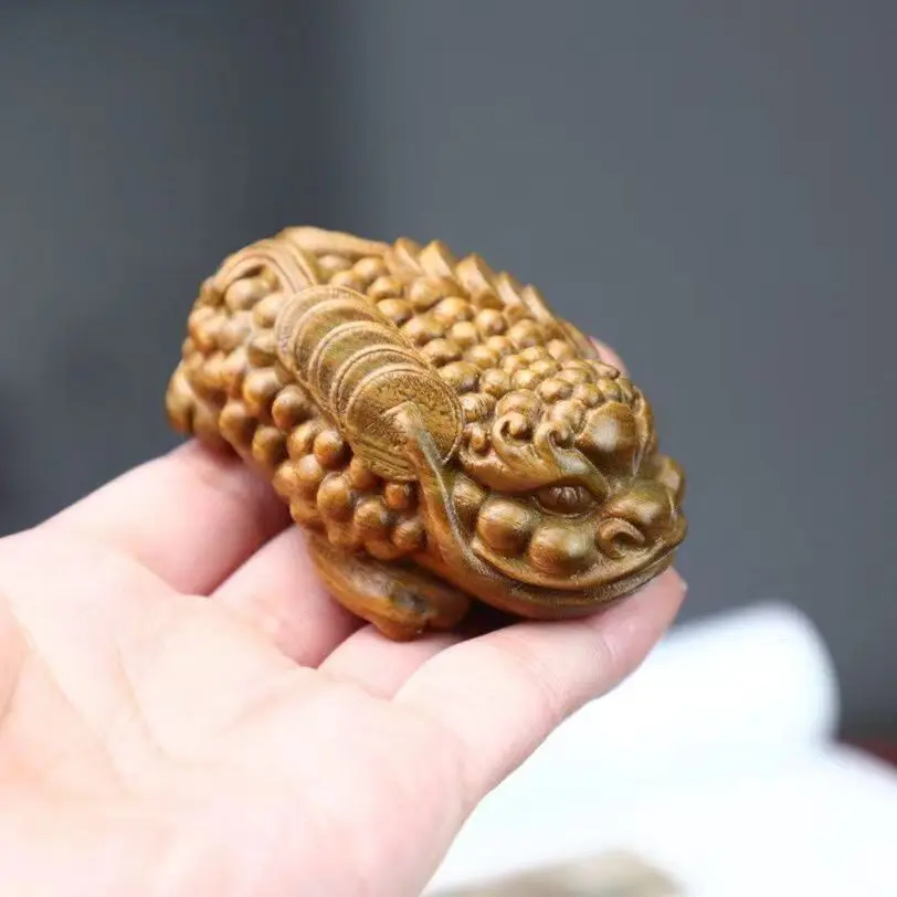 Сандаловое дерево аргентинского зеленого цвета трехногая Золотая Жаба резьба по