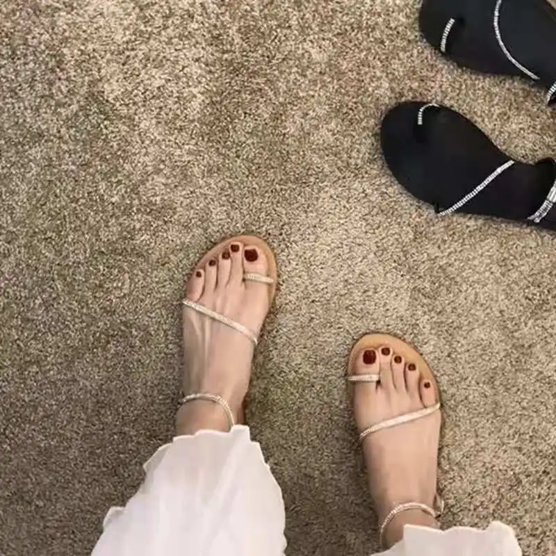 2023 Summer New Fashionable Sandals with Water Diamond Slippers, Flat Bottom Comfortable for Female Outwear