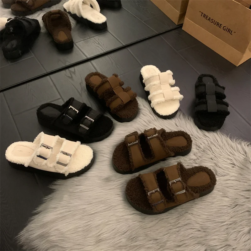 2023 New Women's Plush Slippers Winter Fashion Lamb Wool Comfortable Flat Fur Slippers Designer Women's Luxury Plush Slippers