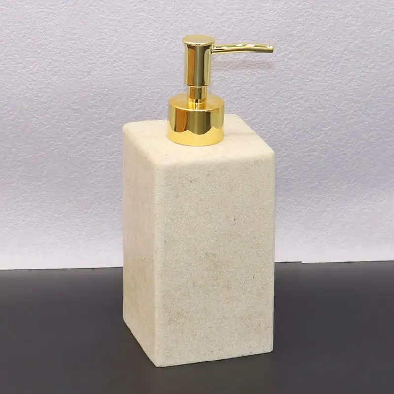 

Набор аксессуаров для ванной комнаты