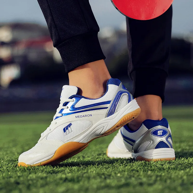 Men Lightweight Sport Badminton Shoes Women Outdoor Non-slip Table Tennis Shoes Professional Training Athletics Sneakers