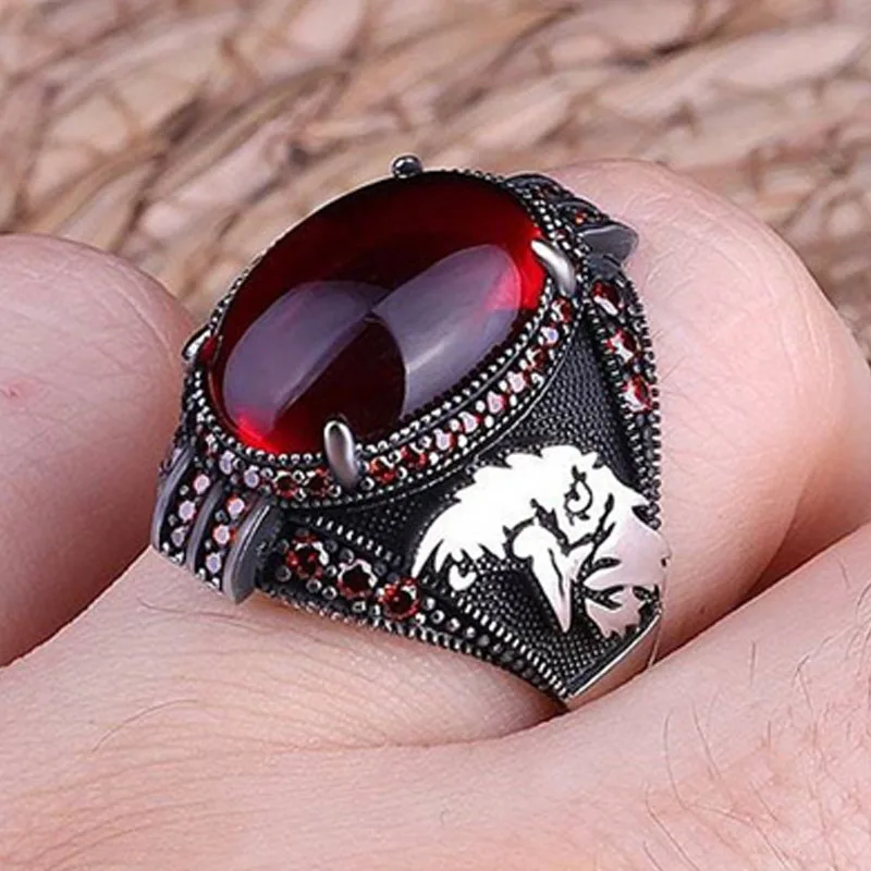 

2022 New European and American Red Gemstone Luxury Men's Ring Banquet Temperament Ring High-end Fashion Wedding Jewelry